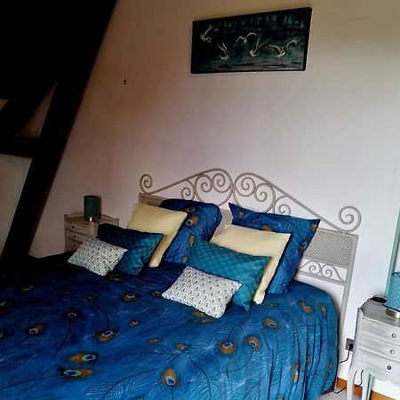Villa La Fée Bleue à Limeyrat Extérieur photo